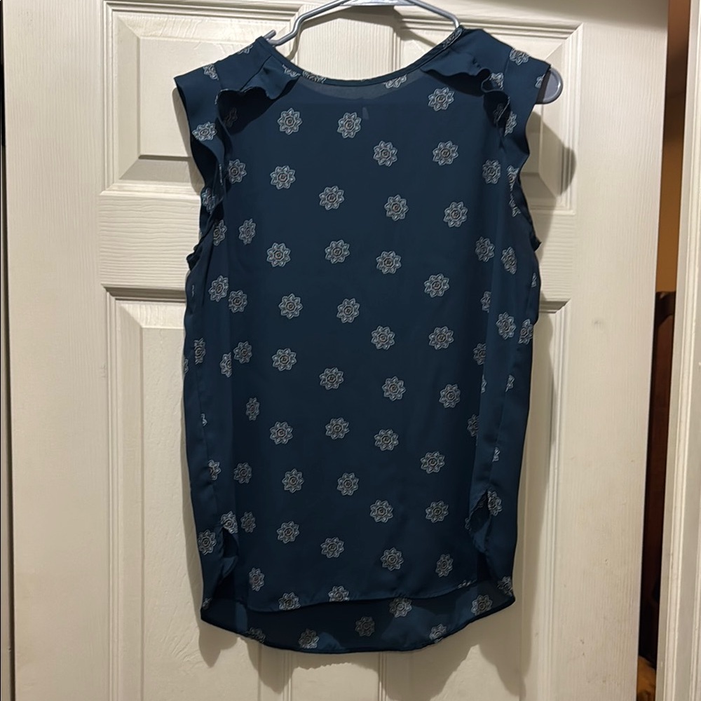 LOFT Floral Sleeveless Blouse